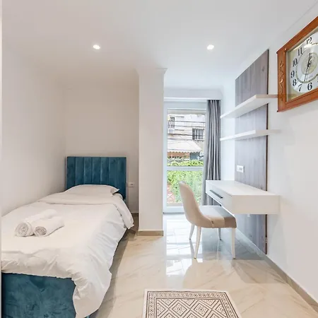 Mumba By טיראנה